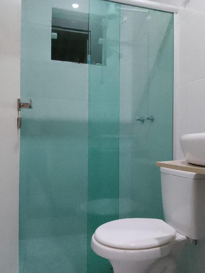 Vila Agradavel Com Piscina. Villa Peruíbe Buitenkant foto